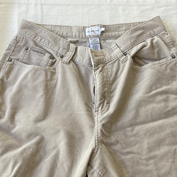 Calvin Klein Jeans - Picture 2 of 5